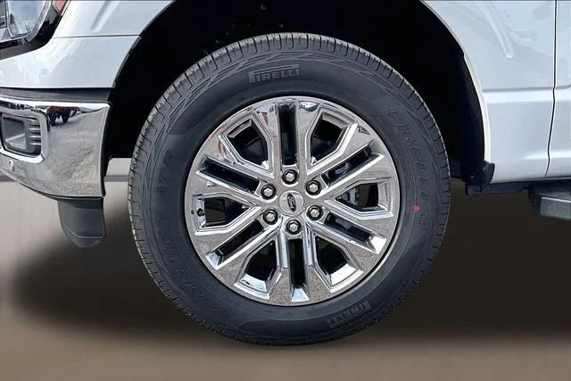New 2026 White Ford XLT image 11