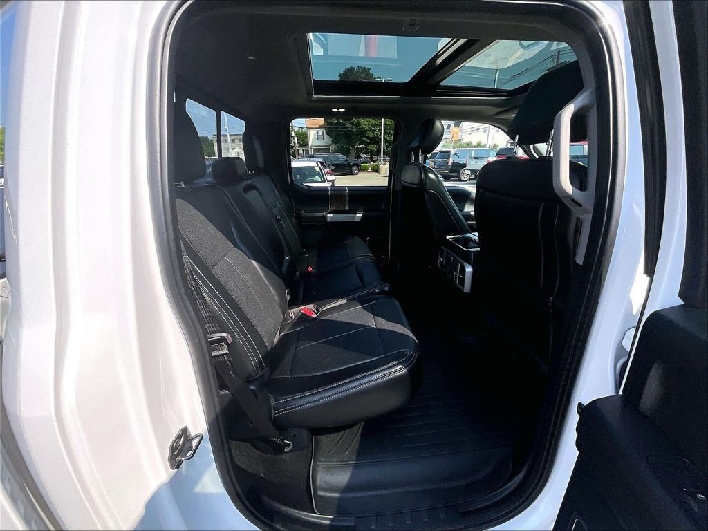 Used 2018 White Ford Lariat image 16