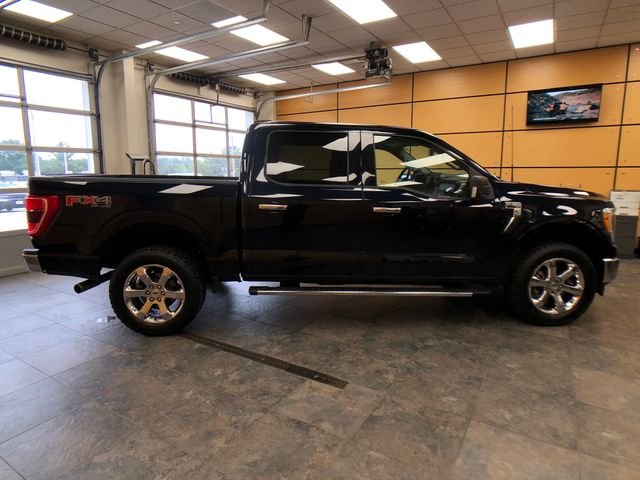 Certified Used 2021 Blue Metallic Ford XLT image 8