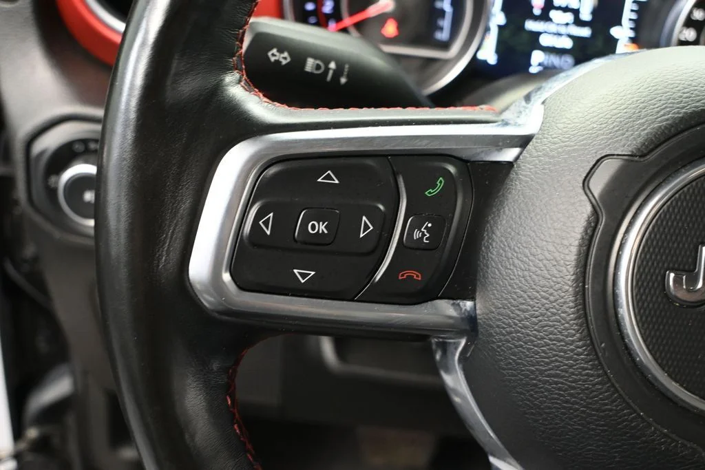 Used 2020 Gray Jeep Unlimited Rubicon image 27