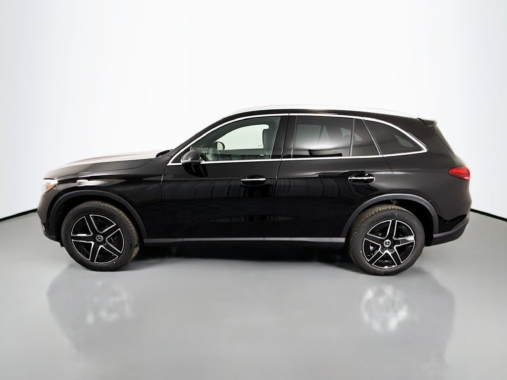 New 2026 Black Mercedes-Benz GLC 300 image 37