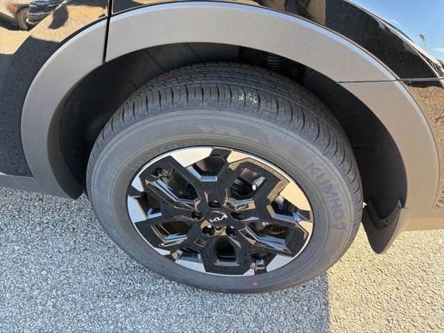 New 2026 Ebony Black Kia S image 6