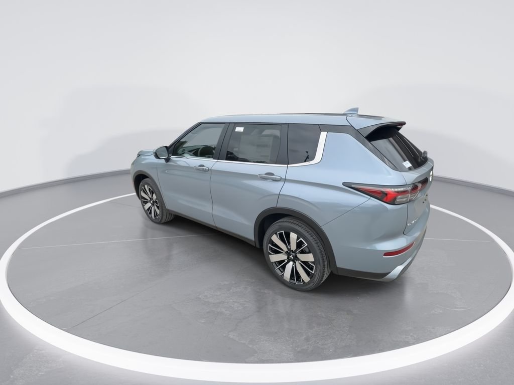 New 2026 Gray Mitsubishi SE image 6