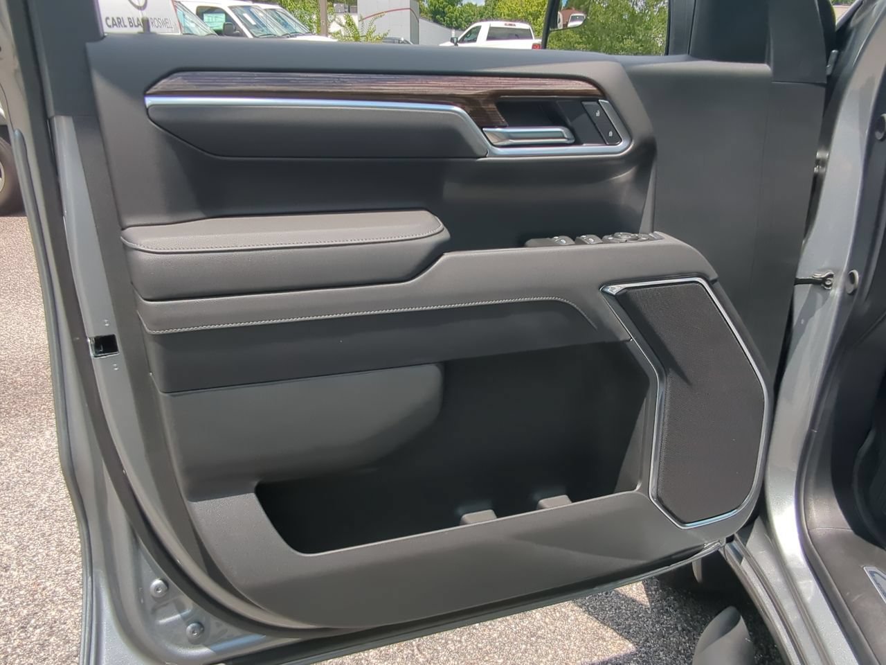 New 2026 Sterling Metallic GMC Elevation image 22