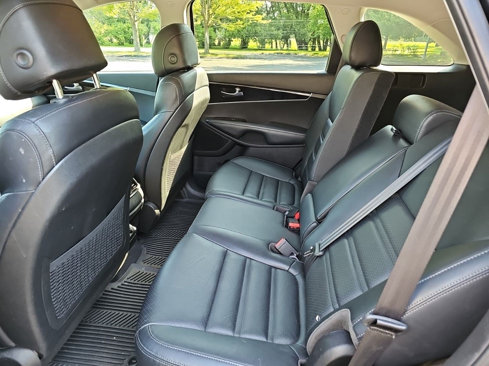 Used 2017 Ebony Black Kia LX image 16