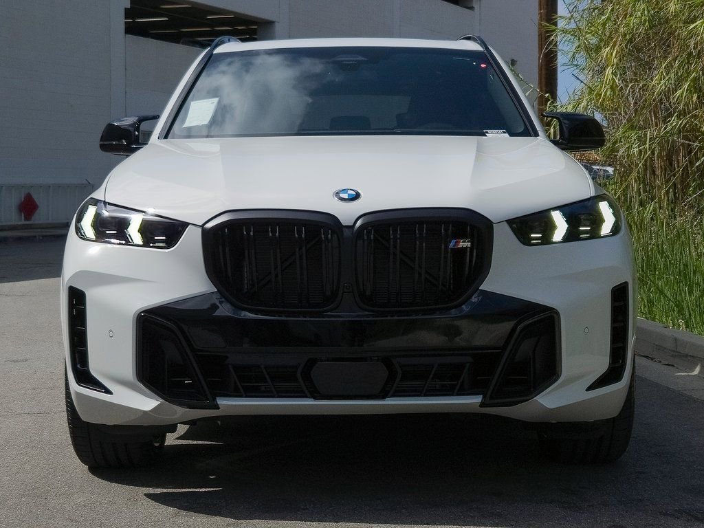 2026 BMW X5 M60i - Photo 3