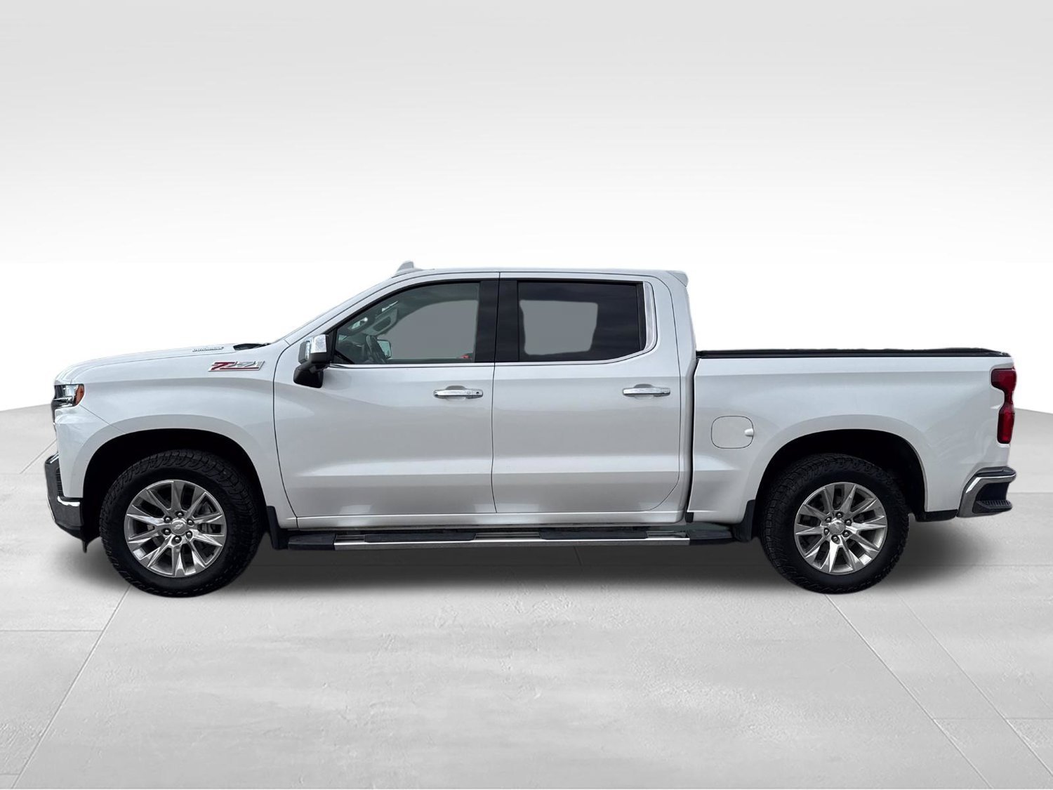 Used 2021 Chevrolet Silverado 1500 LTZ with VIN 3GCUYGET2MG446318 for sale in Kansas City