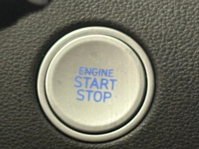 Used 2024 Gray Hyundai SEL image 21