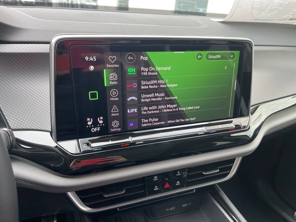 New 2026 Pure Gray Volkswagen 2.0T Peak Edition image 9