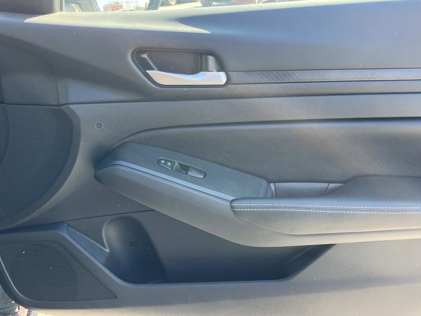 2024 Nissan Altima SV - Photo 22