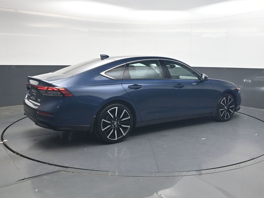 Used 2024 Blue Honda Touring image 4