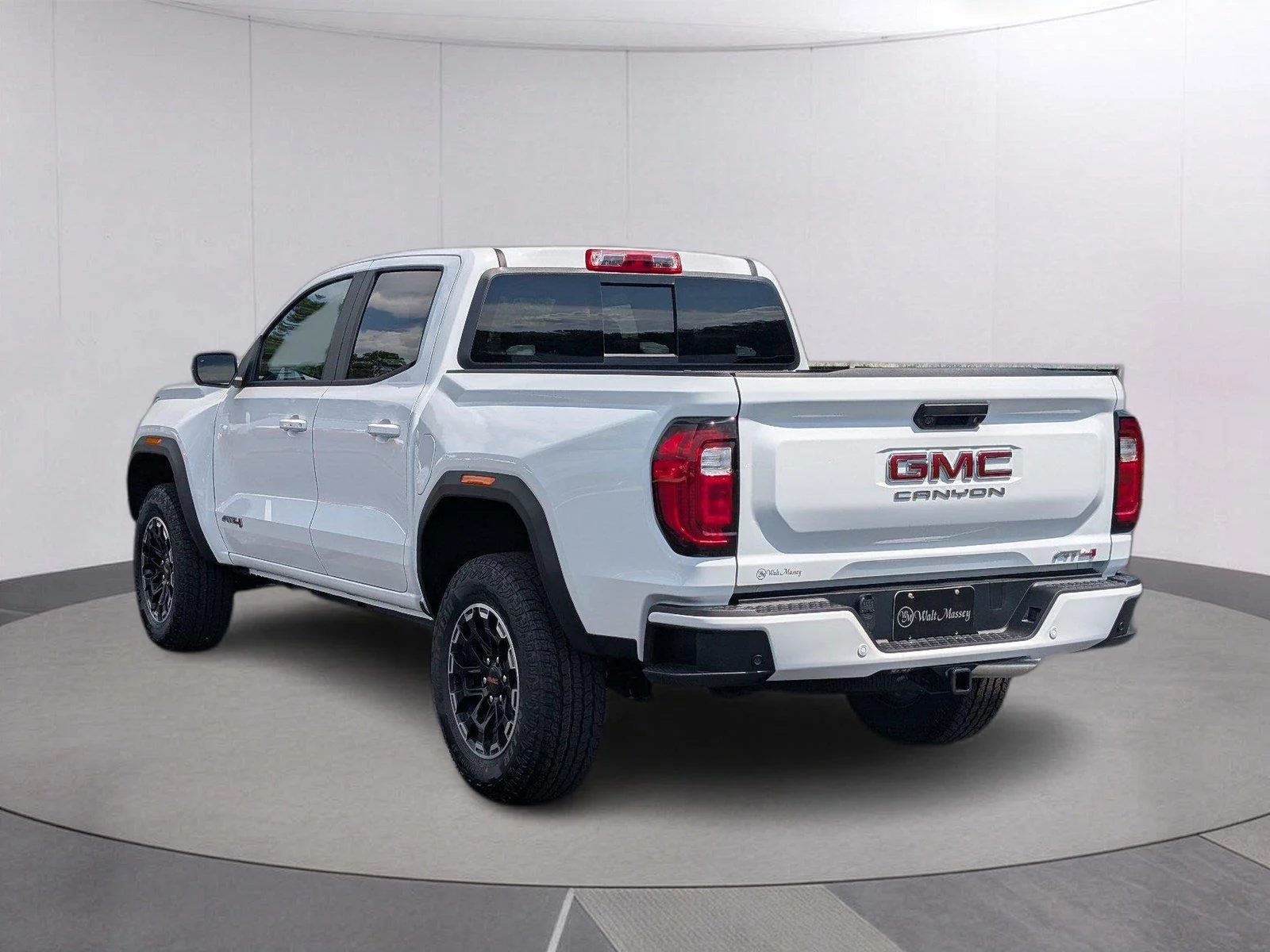 New 2026 Summit White GMC AT4 image 3