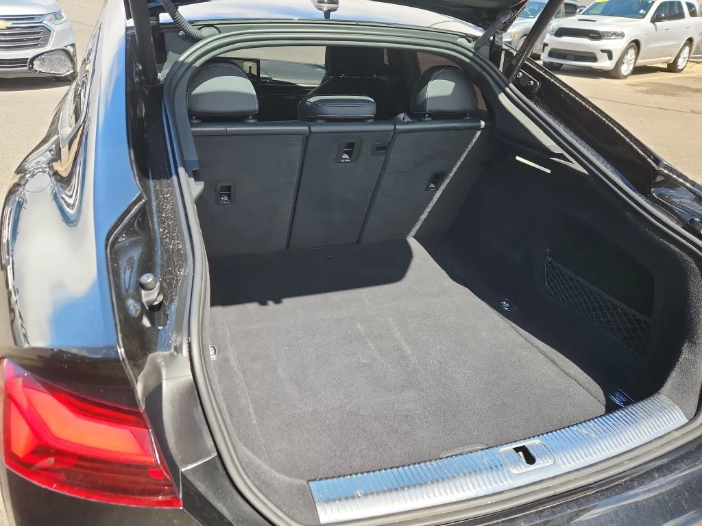 Used 2022 Black Audi  image 13