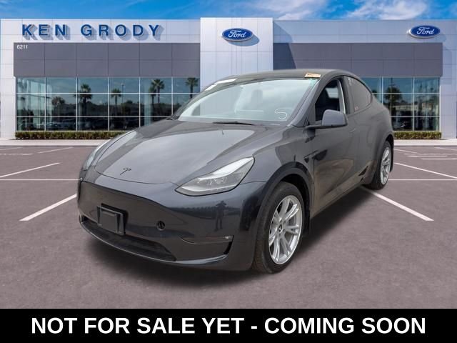 2024 Tesla Model Y Long Range Dual Motor All-Wheel Drive's photo