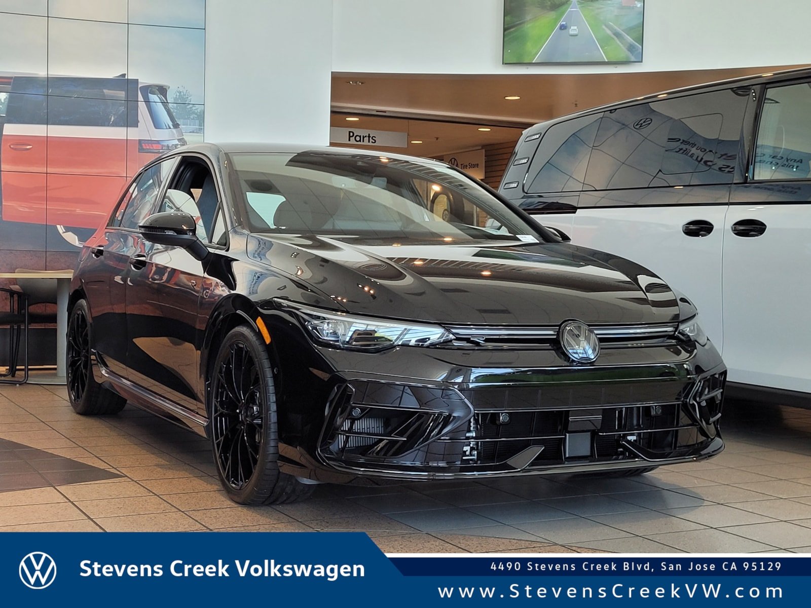 2025 Volkswagen Golf R Golf R Black Edition 4-door DSG's photo
