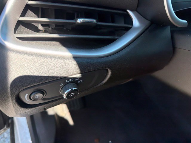 Used 2019 SUMMIT WHITE Chevrolet RS image 50