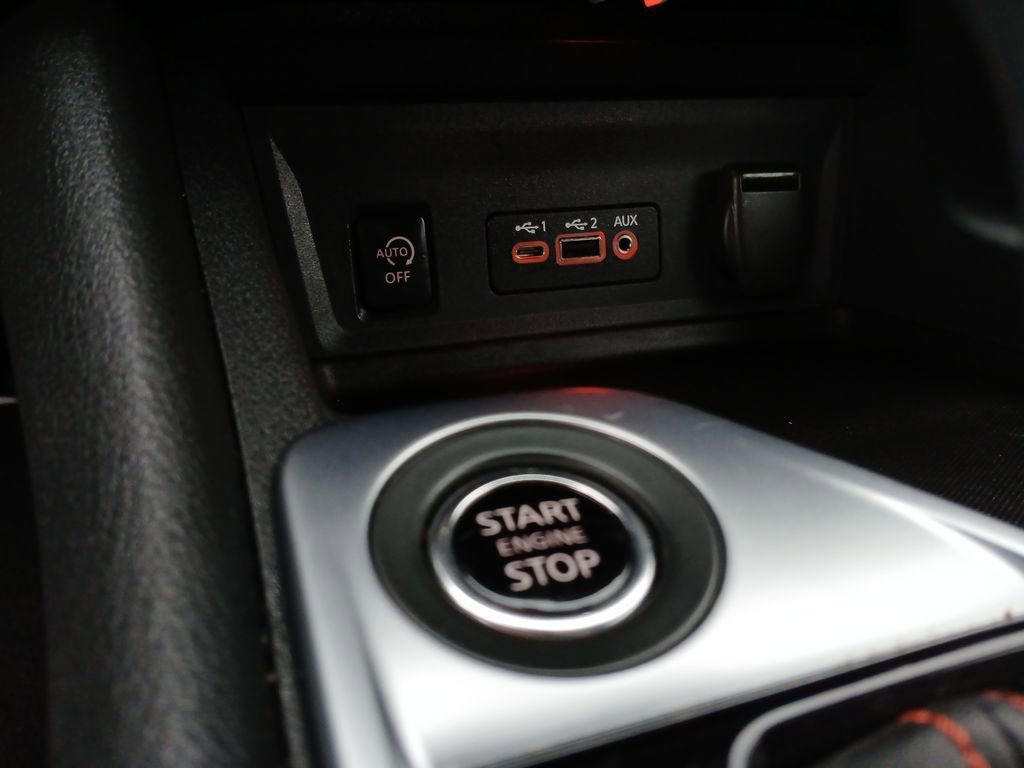 2025 Nissan Sentra SR - Photo 17