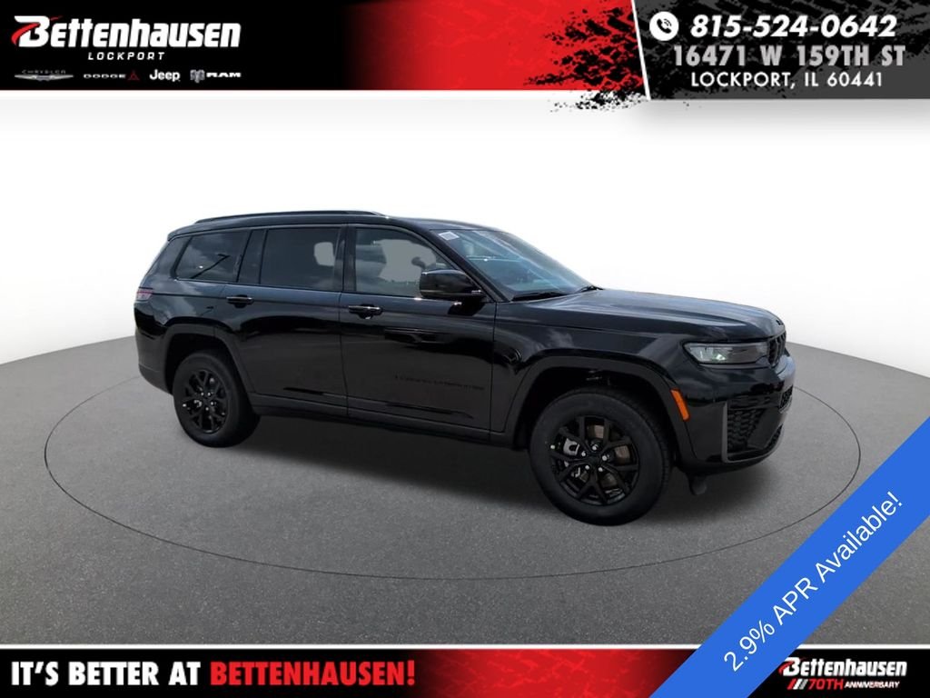 New 2026 Diamond Black Crystal Pearl-Coat Exterior Paint Jeep Laredo image 4