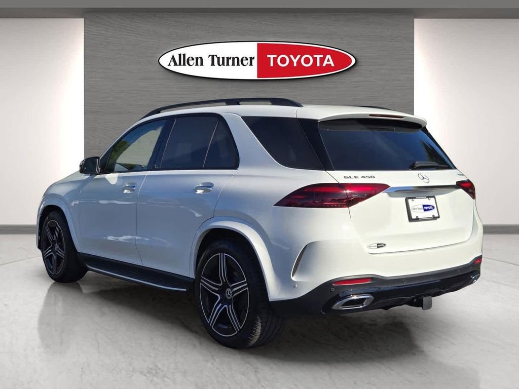 Used 2026 White Mercedes-Benz GLE 450 image 12