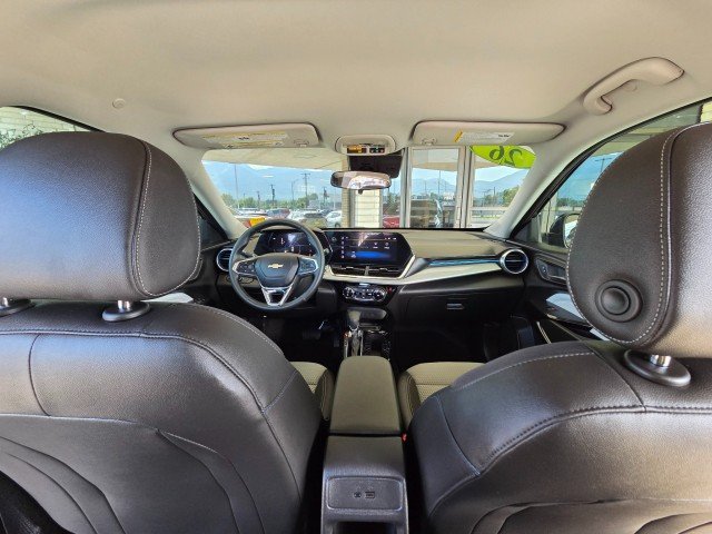 Used 2026 Mosaic Black Metallic Chevrolet LT image 15