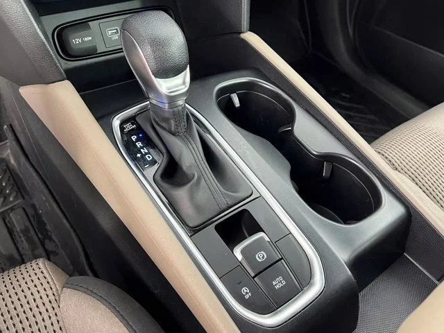 2020 Hyundai Santa Fe SE - Photo 24