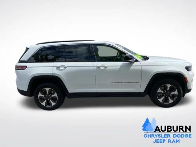 Used 2024 White Jeep 4xe image 8