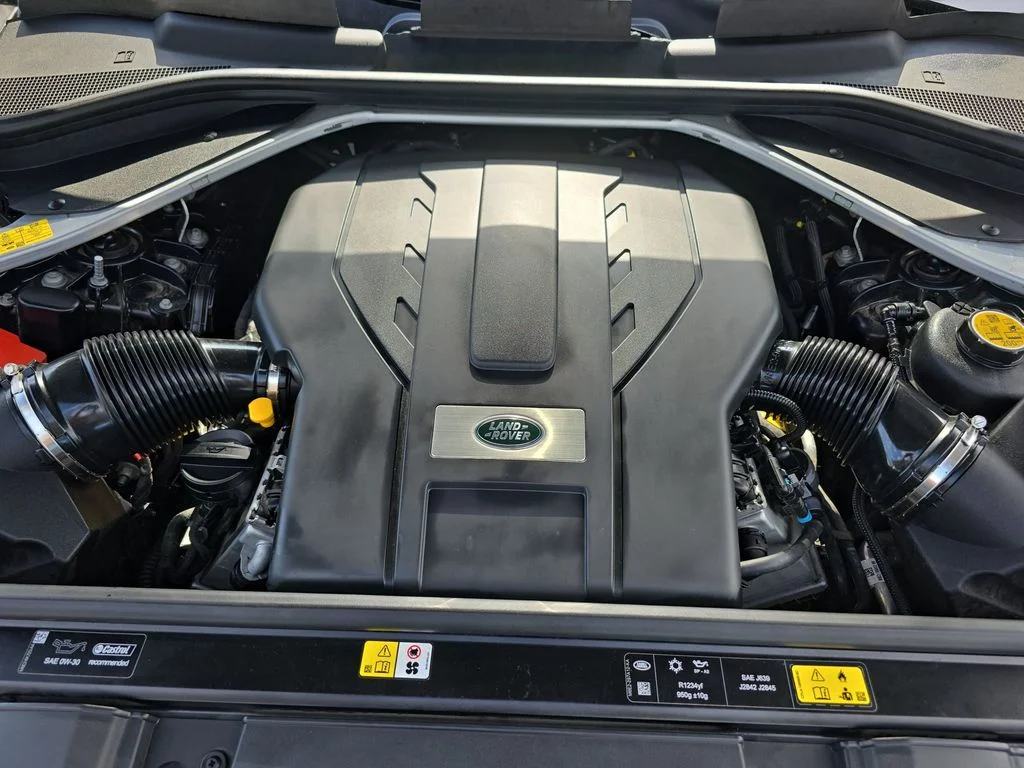 Certified Used 2023 Black Land Rover SE image 33