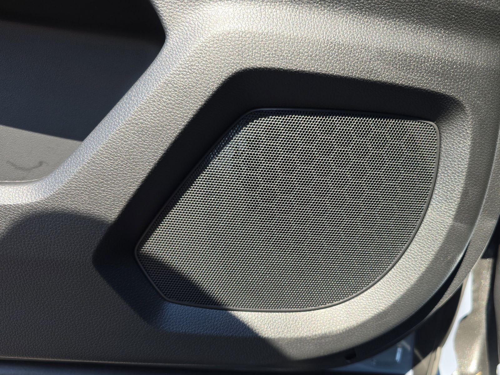 New 2026 Sonic Gray Pearl Honda Touring image 17