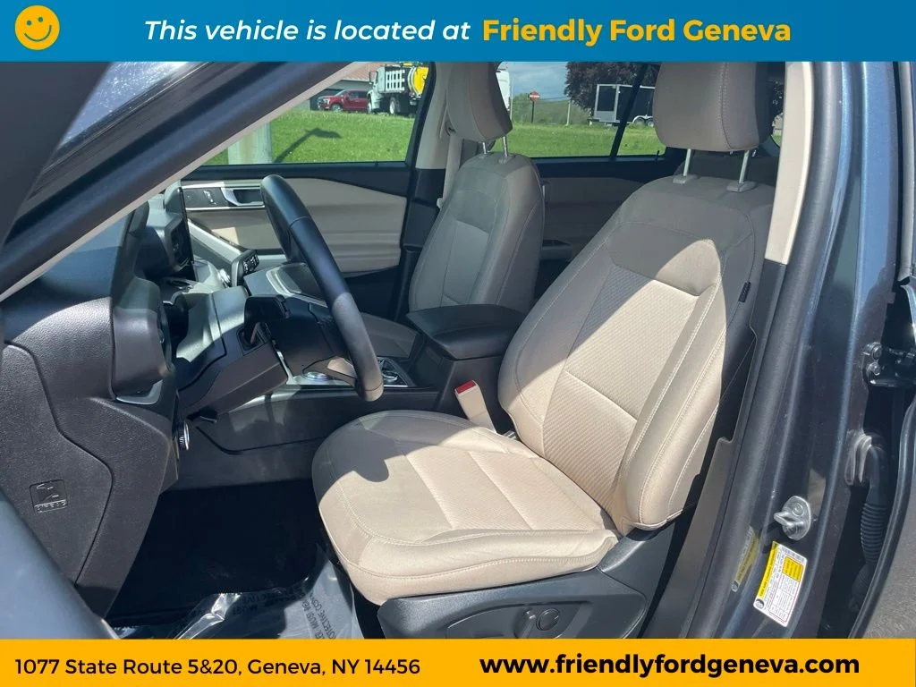 Used 2023 Stone Blue Metallic Ford XLT image 51