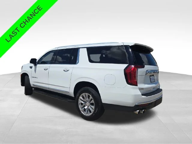 Used 2021 White GMC Denali image 3