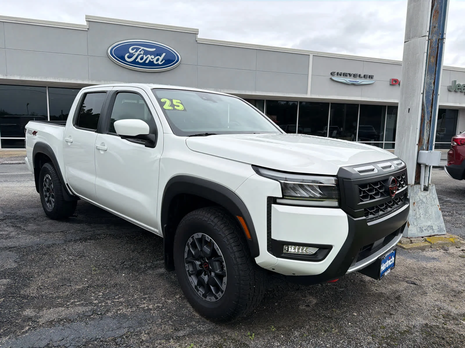 2025 Nissan Frontier PRO-4X