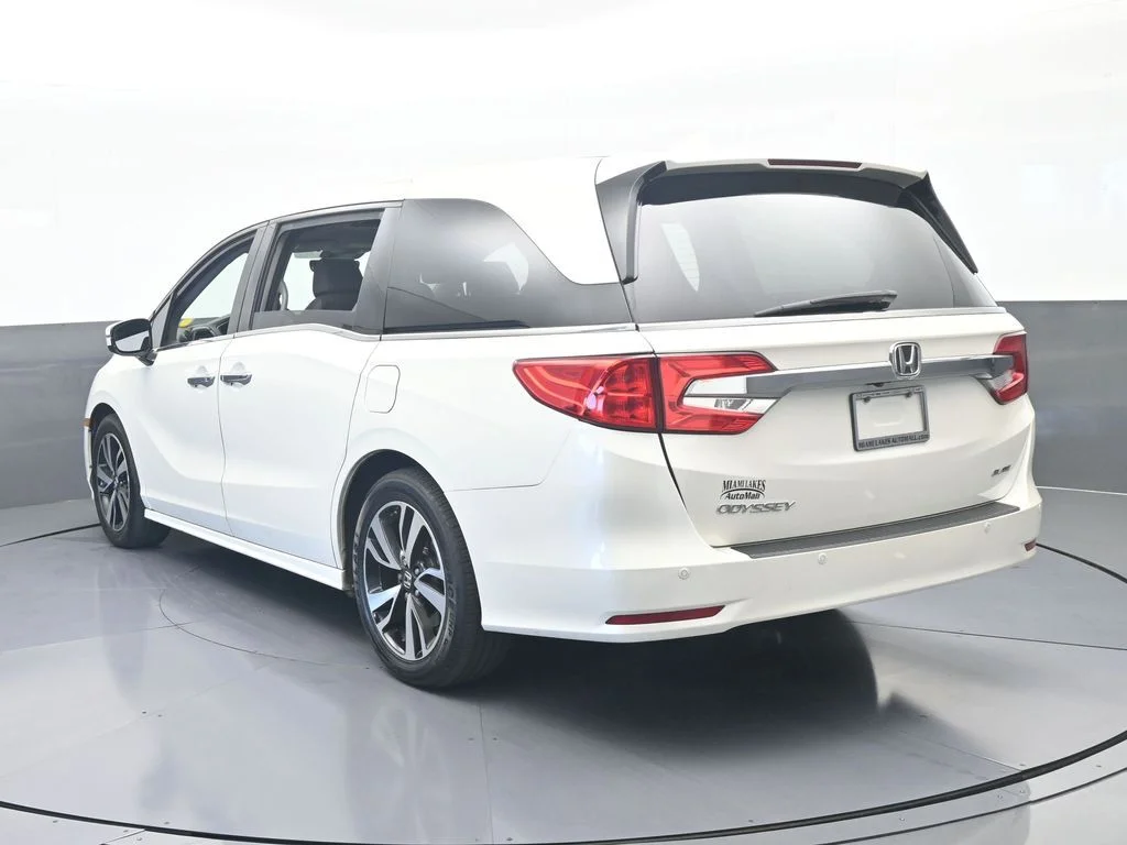 Used 2019 White Honda Elite image 4