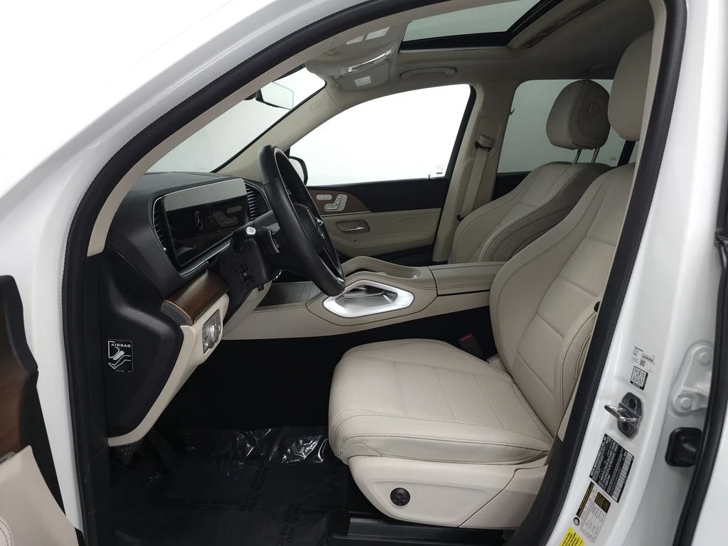 Used 2025 Polar White Mercedes-Benz GLE 450e image 7