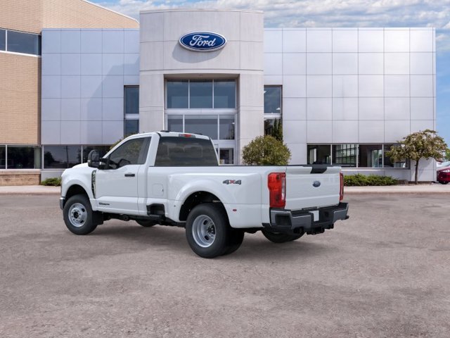 New 2026 Oxford White Ford XLT image 4