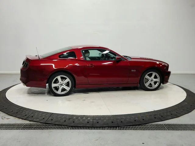Used 2014 Red Ford GT Premium image 9