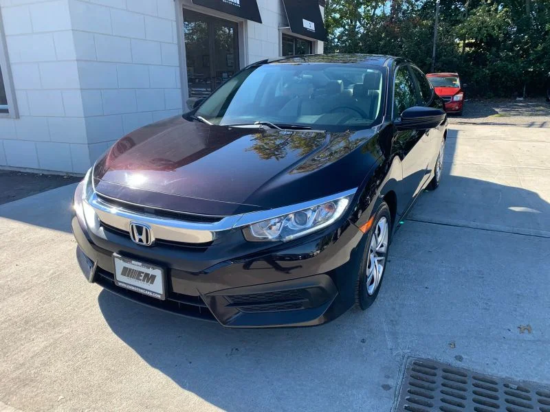 Used 2016 Black Honda LX Sedan 4D image 3