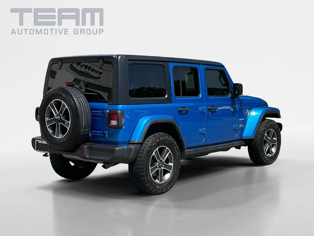 Used 2023 Blue Jeep Sahara image 7