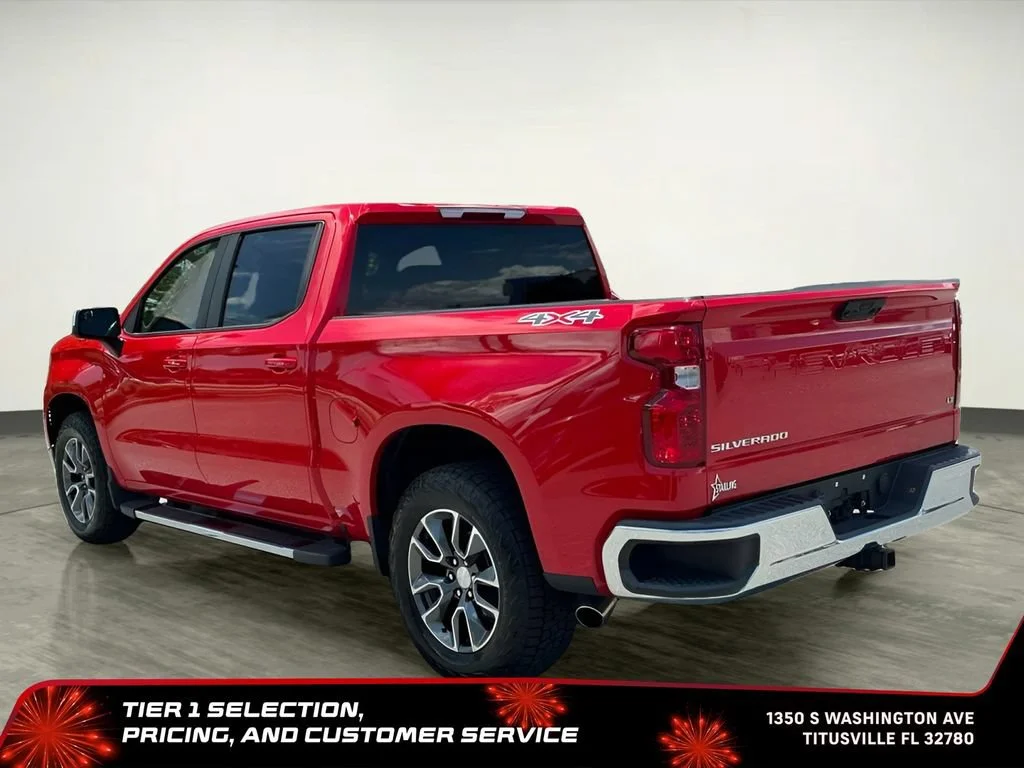 Used 2023 Red Hot Chevrolet LT image 4
