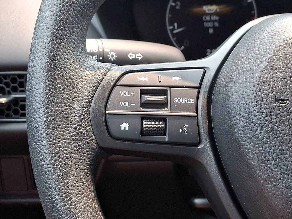 Certified Used 2025  Honda LX image 20