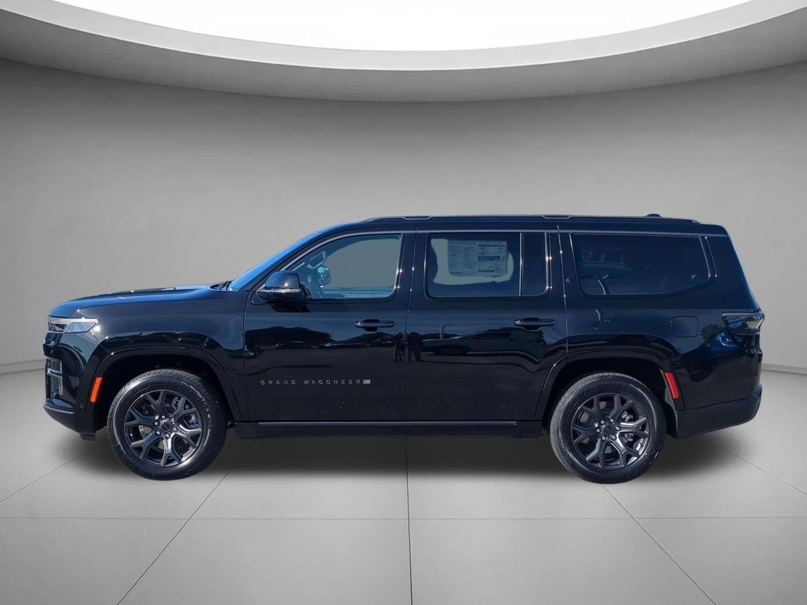 New 2026 High Gloss Black Exterior Paint Jeep Limited Altitude image 2