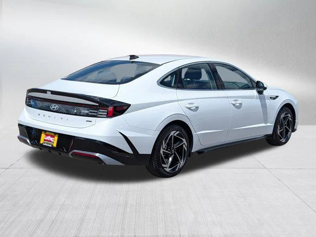 New 2026 Serenity White Hyundai SEL Sport image 4