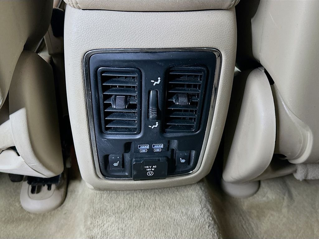 Used 2014 Brilliant Black Crystal Pearlcoat Jeep Overland image 26