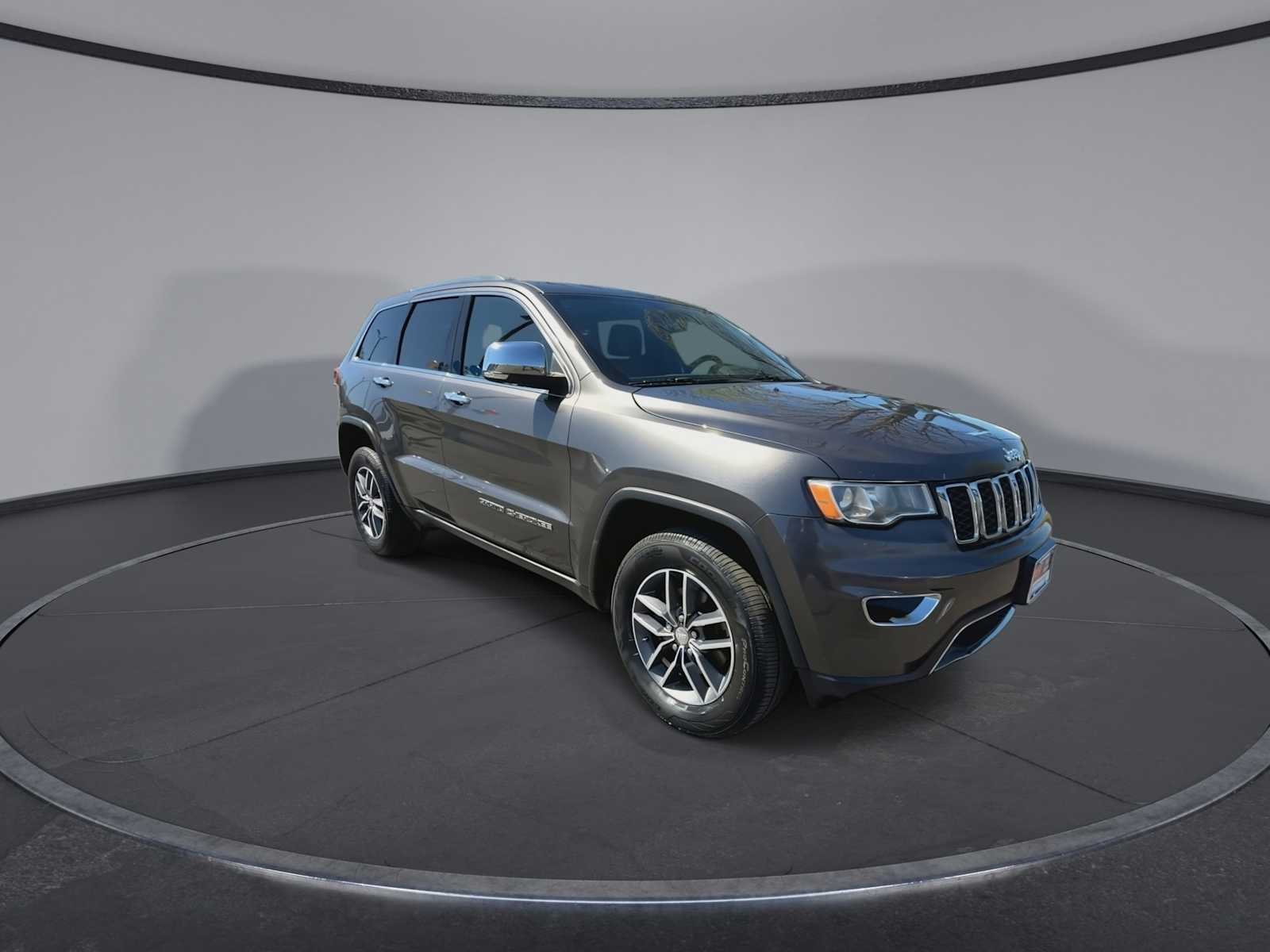 Used 2017 Jeep Grand Cherokee Limited with VIN 1C4RJFBG5HC746472 for sale in Eatontown, NJ