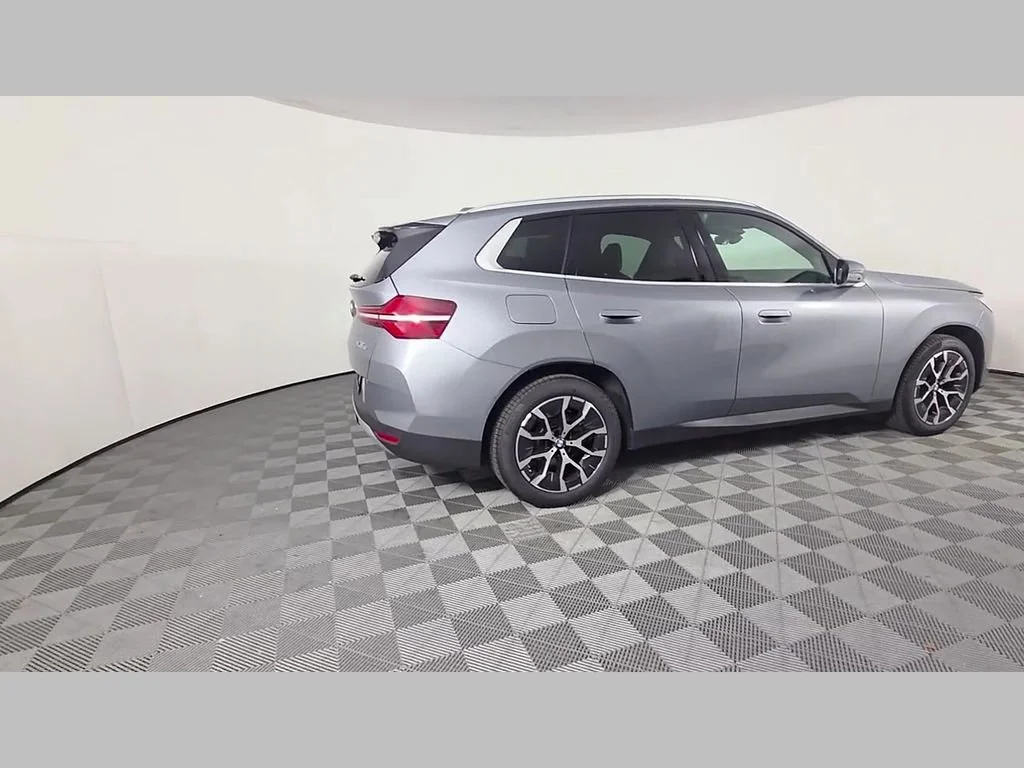 Used 2025 Skyscraper Gray Metallic BMW 30 xDrive image 37