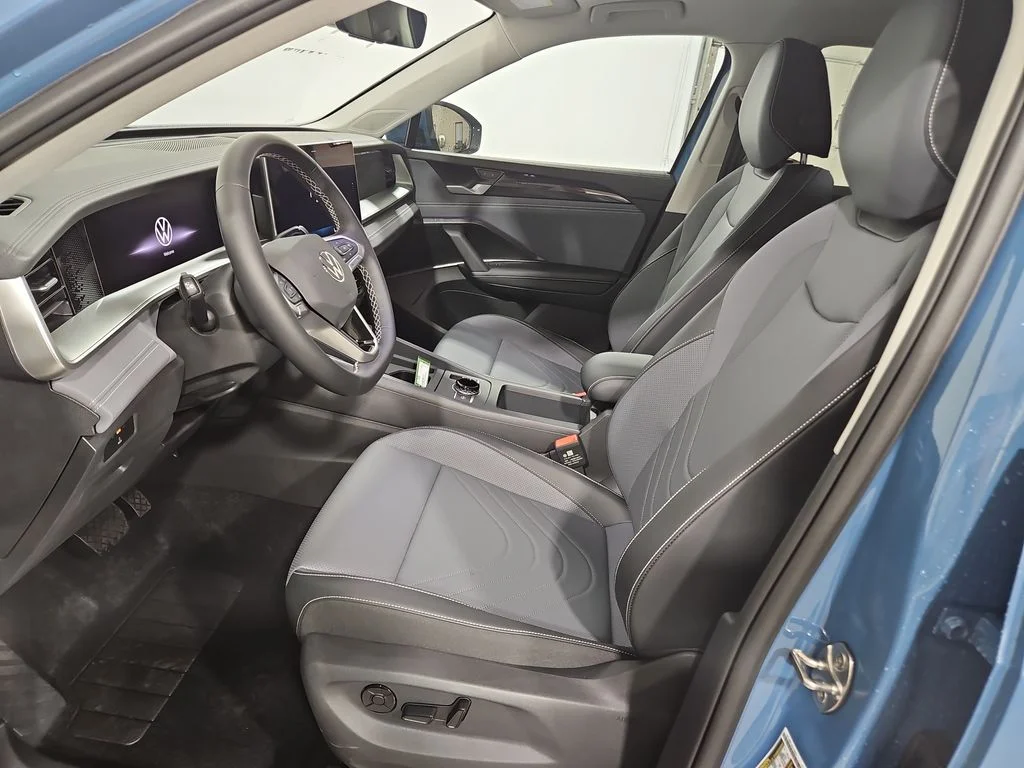New 2026 Blue Volkswagen 2.0T SE image 9