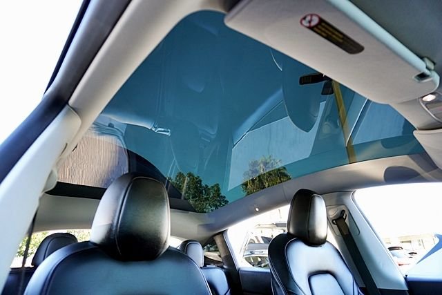 Used 2023  Tesla Long Range image 13