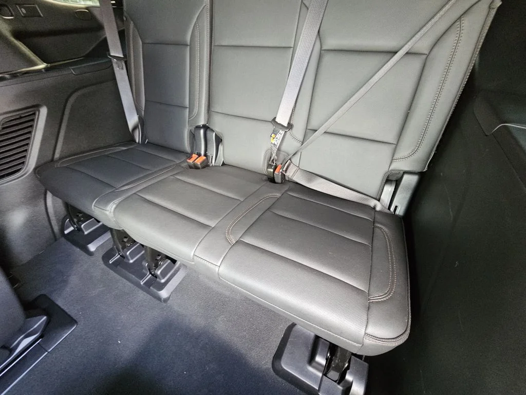 Used 2025 Beige Chevrolet High Country image 33