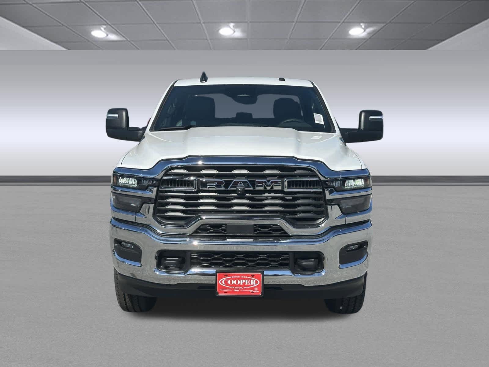 New 2026 Bright White Clear-Coat Exterior Paint RAM Tradesman image 8