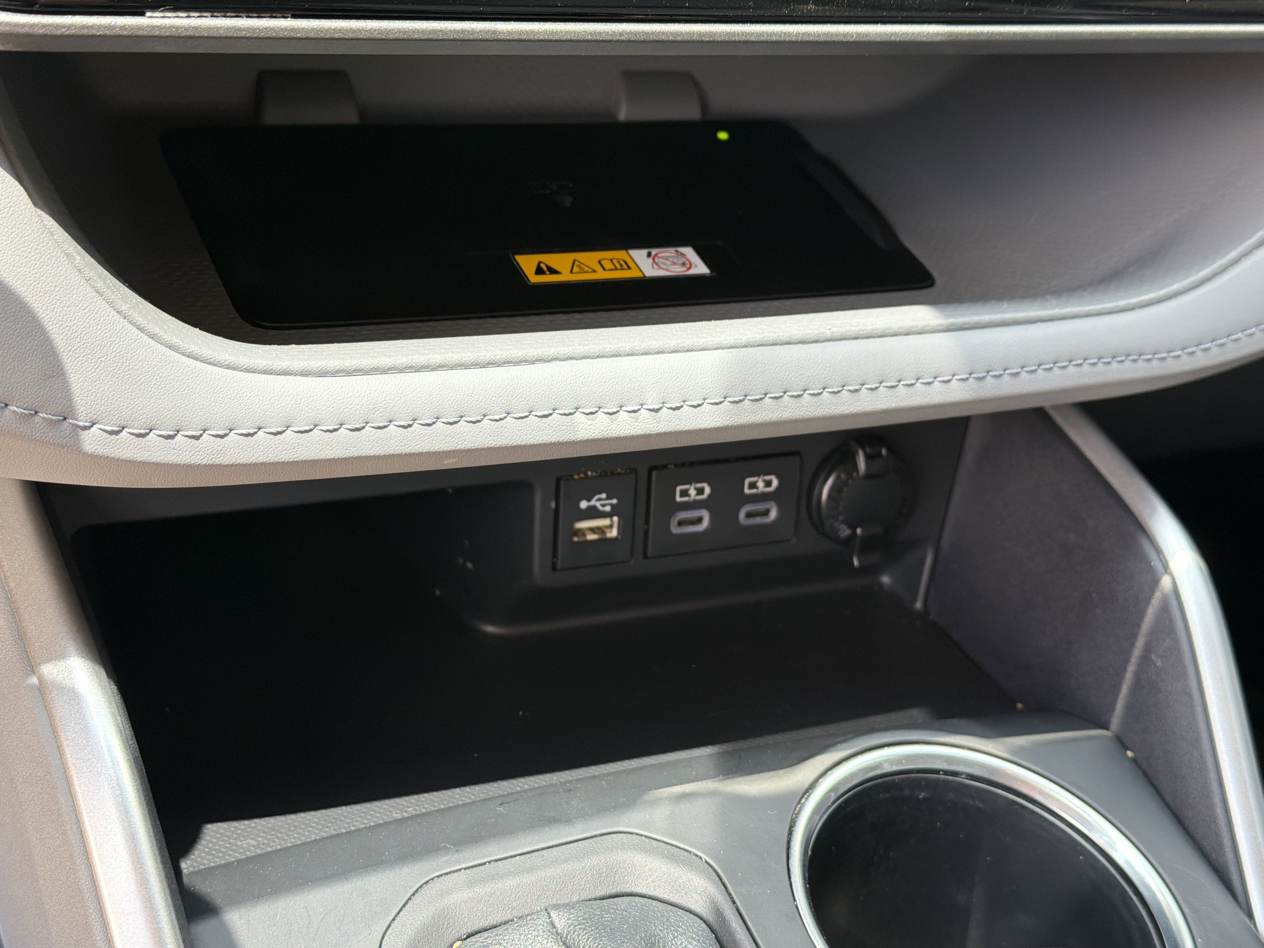 Used 2024 Moon Dust Toyota XLE image 26