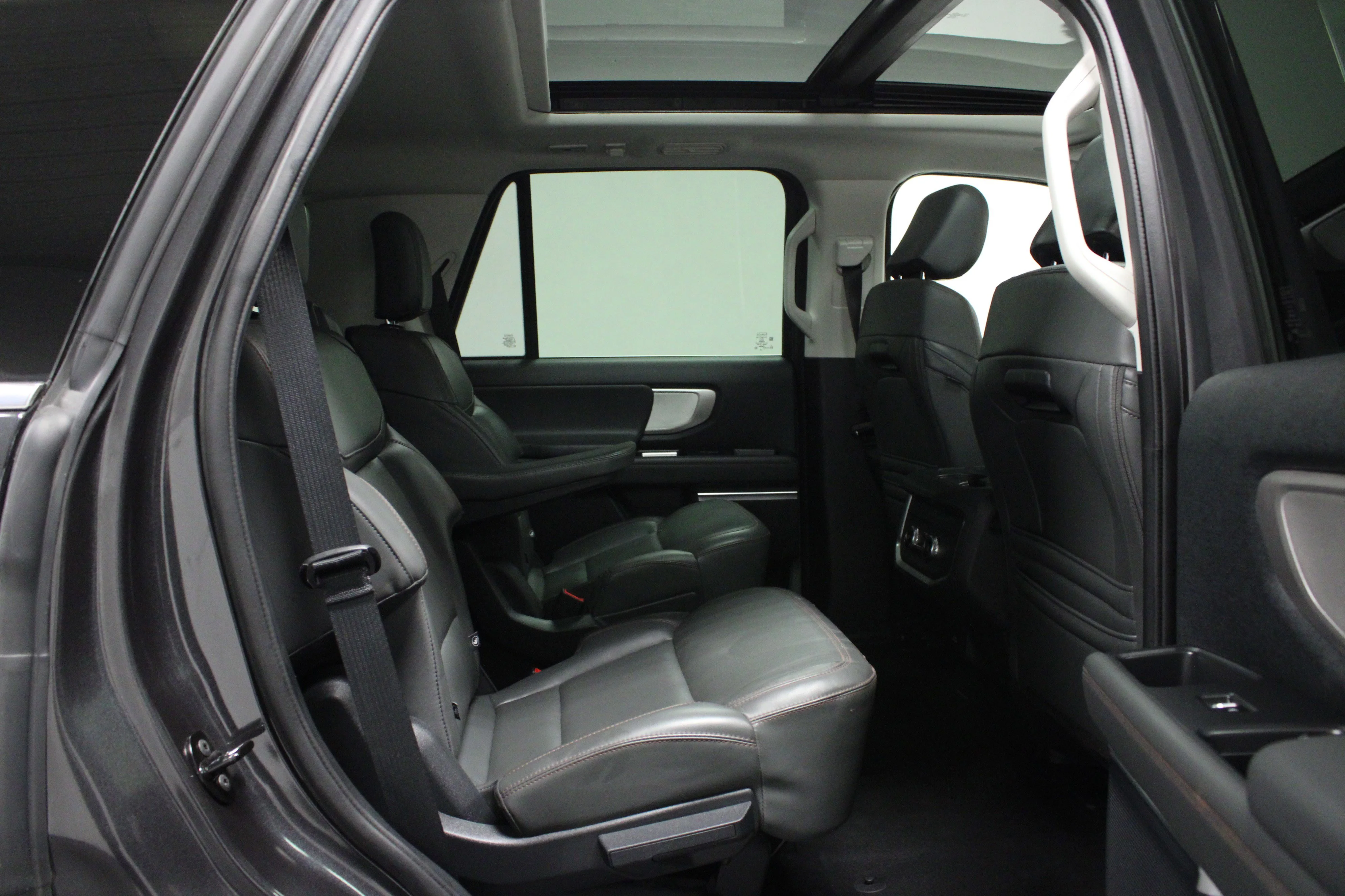 Used 2025 Gray Metallic Ford Active image 16